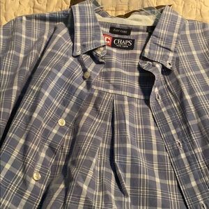 Blue plaid short sleeve shirt